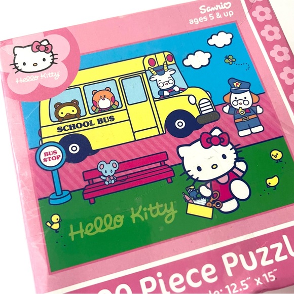 HELLO KITTY 100 piece puzzle set - Picture 3 of 5